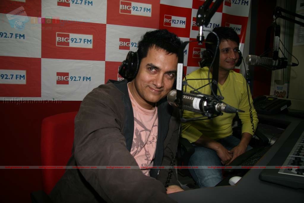 3 Idiots promotional event at Big FM Event hd photo