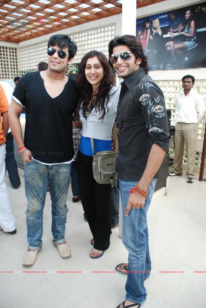 Gulshan Grover, Aditya Pancholi at Joe Rajan's brunch Event hd photo