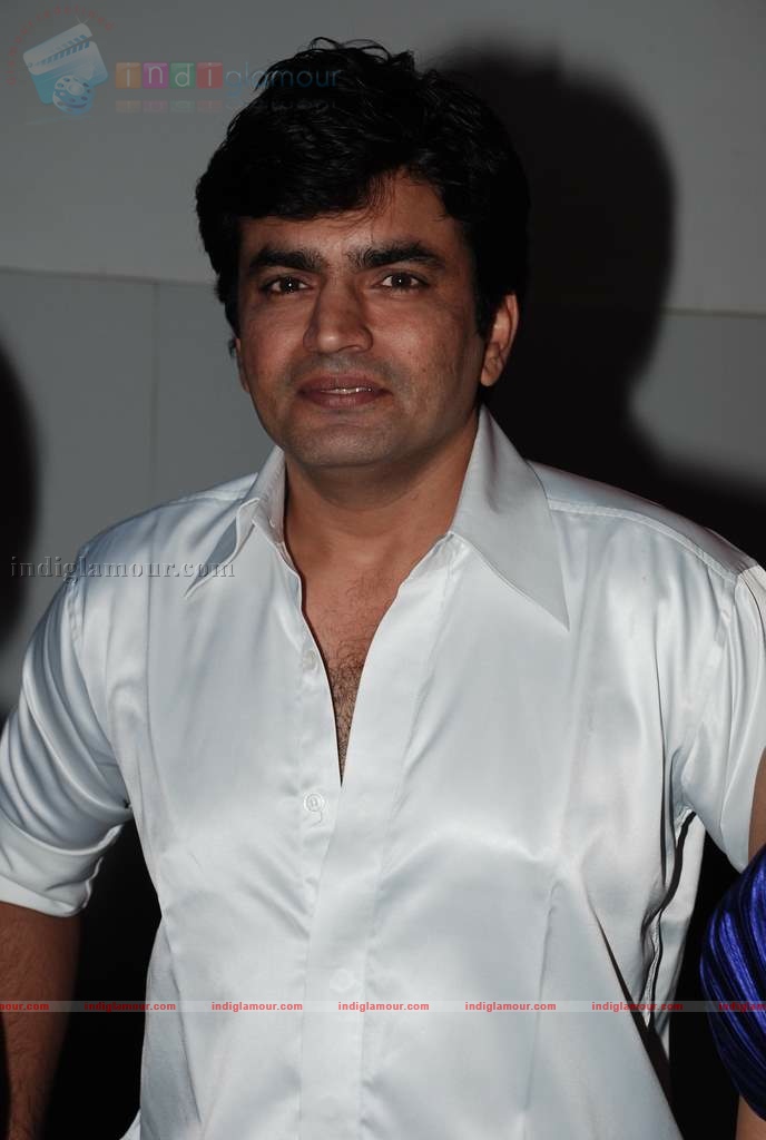 Sharaddha Sharma at Miss Mumbai Varuna's bday bash Event hd photo