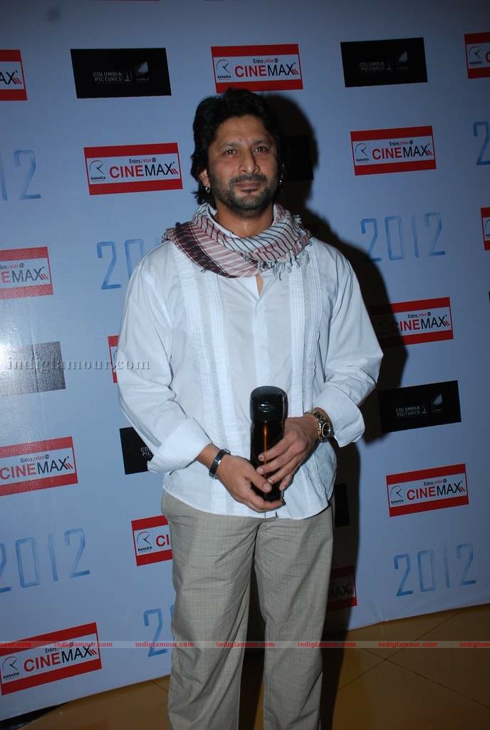 Prachi Desai, Koena and Arshad Warsi at 2012 premeire Event hd photo