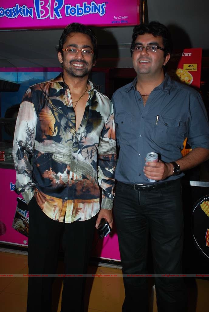 Prachi Desai, Koena and Arshad Warsi at 2012 premeire Event hd photo