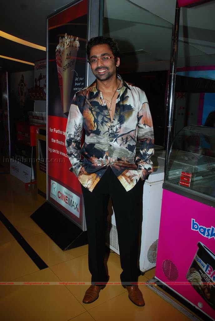 Prachi Desai, Koena and Arshad Warsi at 2012 premeire Event hd photo