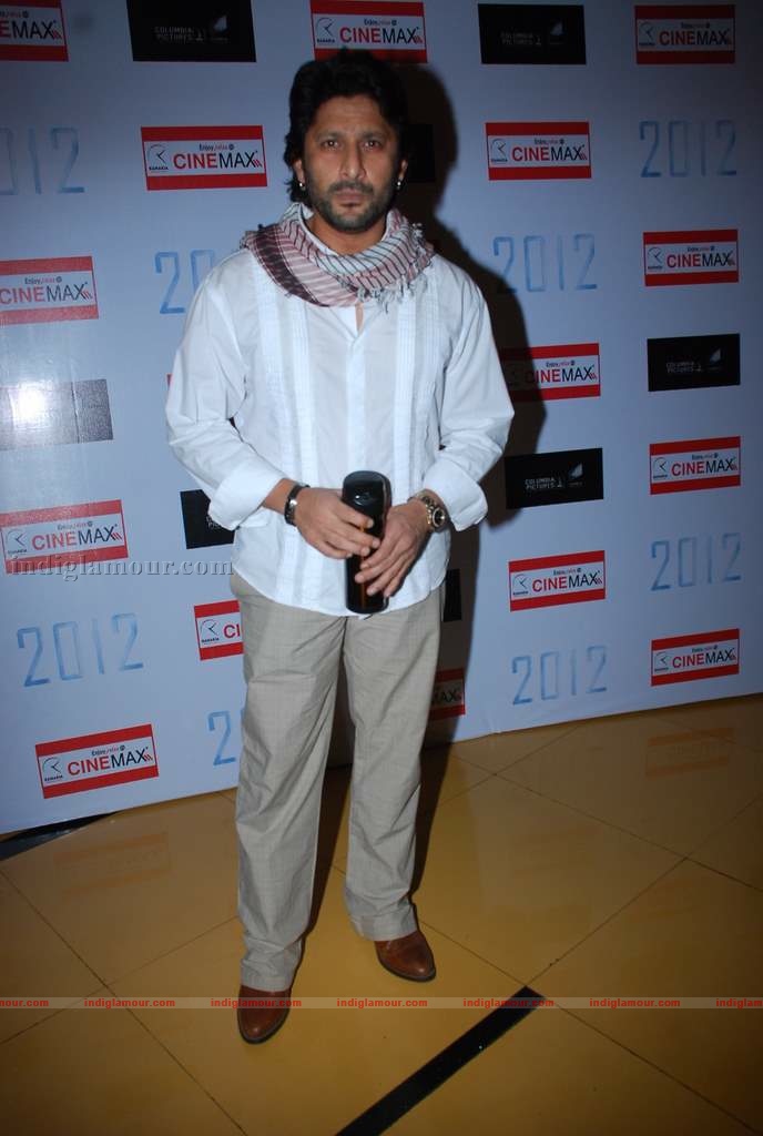 Prachi Desai, Koena and Arshad Warsi at 2012 premeire Event hd photo