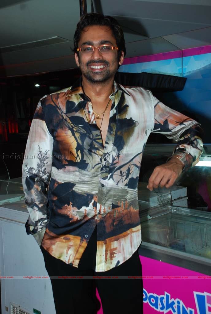 Prachi Desai, Koena and Arshad Warsi at 2012 premeire Event hd photo