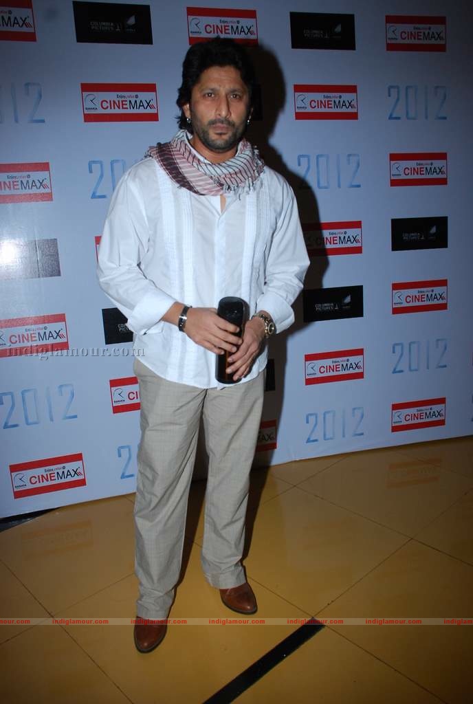 Prachi Desai, Koena and Arshad Warsi at 2012 premeire Event hd photo