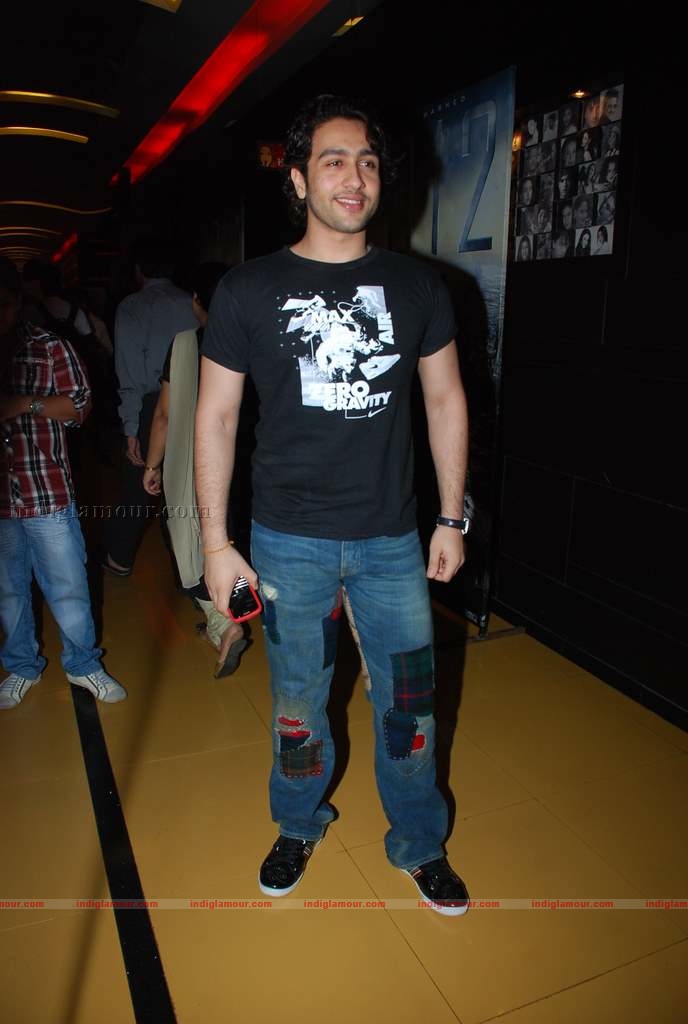 Prachi Desai, Koena and Arshad Warsi at 2012 premeire Event hd photo