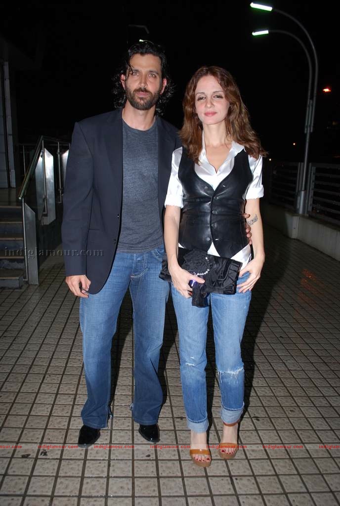Hrithik at the special screening of film Aao Wish Karein Event hd photo
