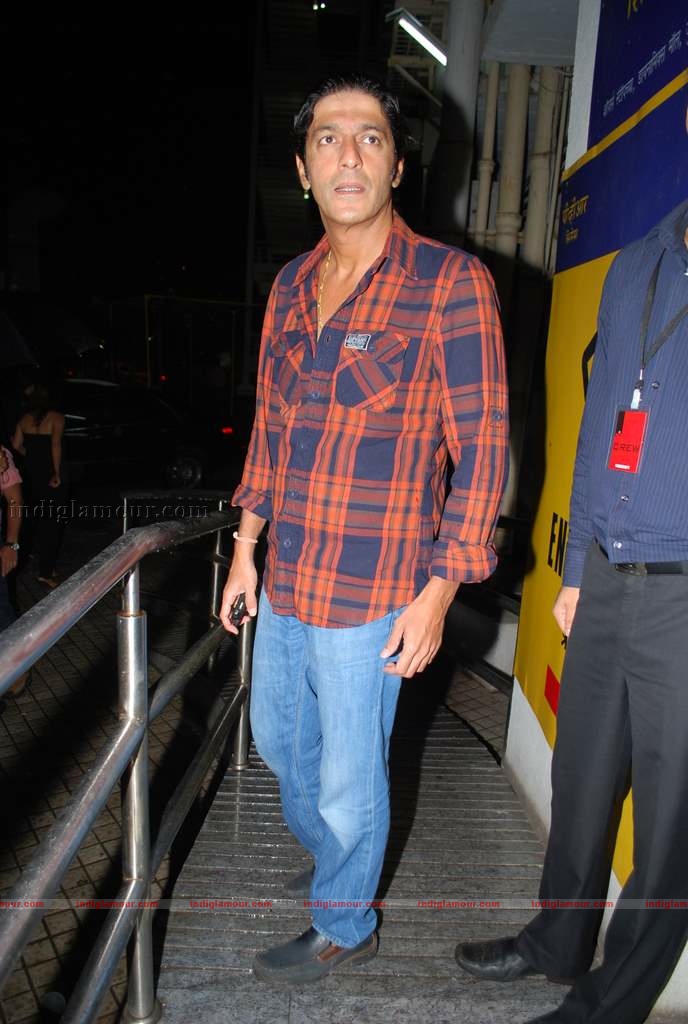 Hrithik at the special screening of film Aao Wish Karein Event hd photo