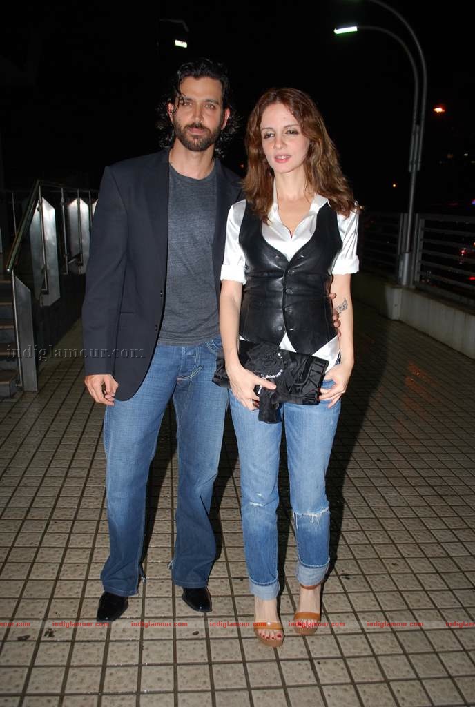 Hrithik at the special screening of film Aao Wish Karein Event hd photo