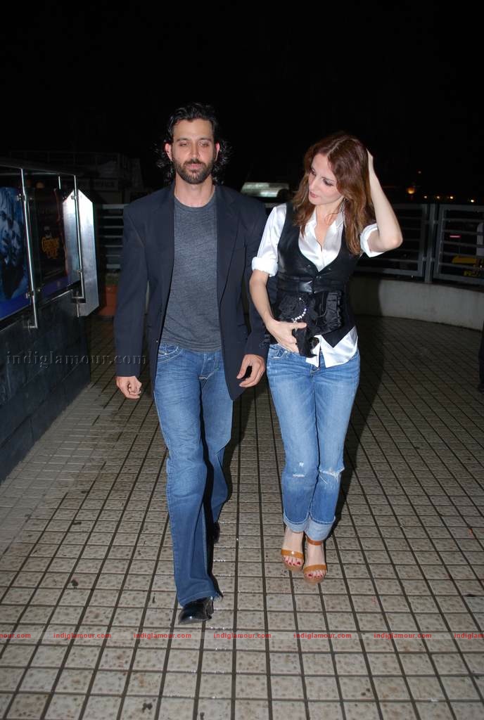 Hrithik at the special screening of film Aao Wish Karein Event hd photo