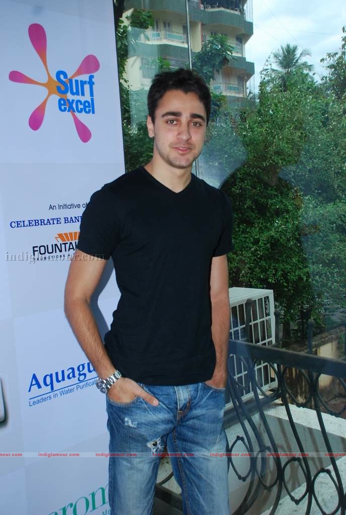 Imran Khan, Dino at Celberate Bandra press meet Event hd photo