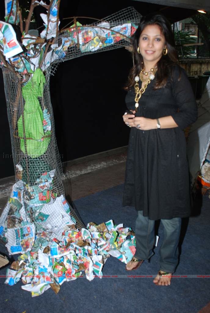 Imran Khan, Dino at Celberate Bandra press meet Event hd photo