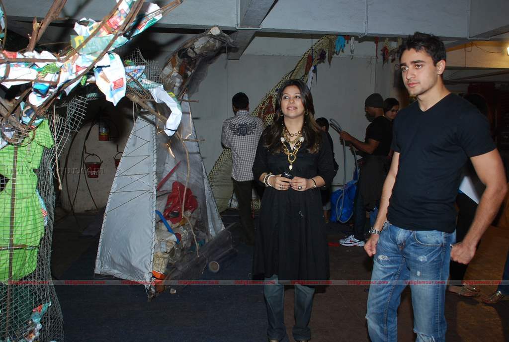 Imran Khan, Dino at Celberate Bandra press meet Event hd photo
