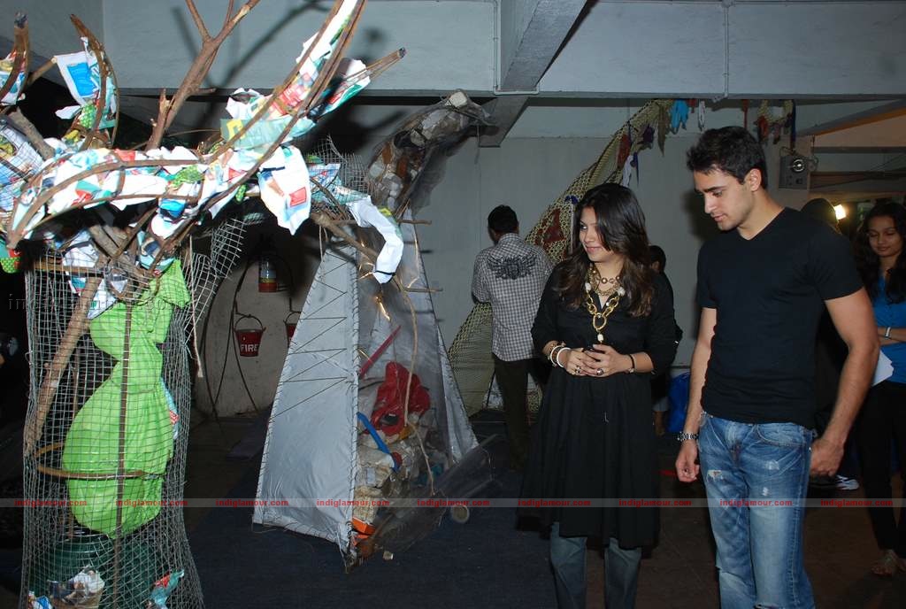Imran Khan, Dino at Celberate Bandra press meet Event hd photo