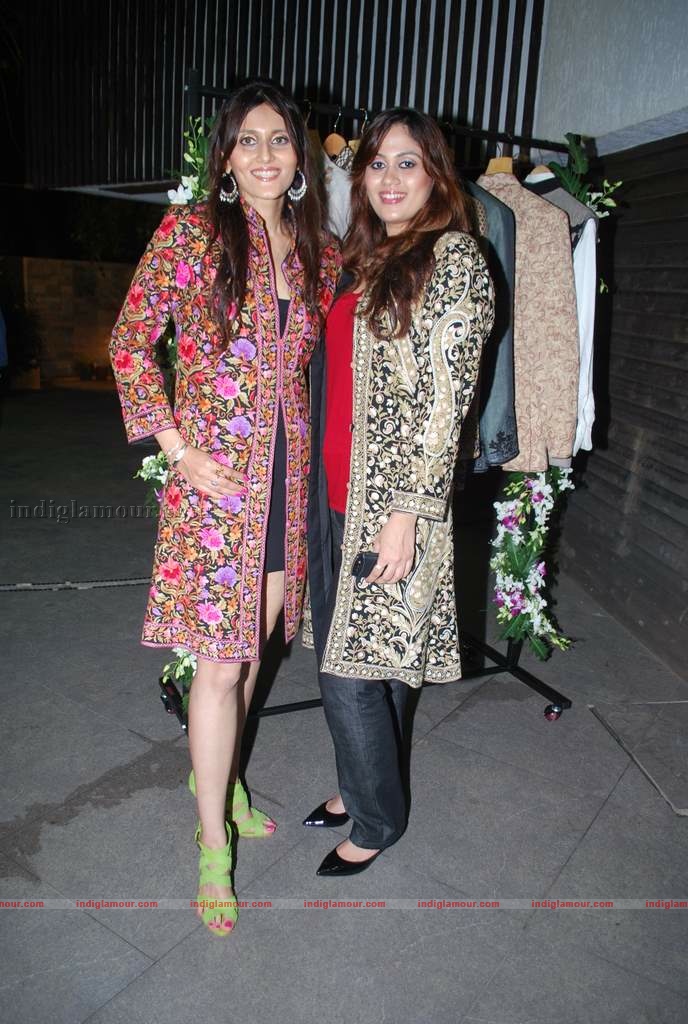Barkha Aand Sonzal showcase their men's wear Event hd photo