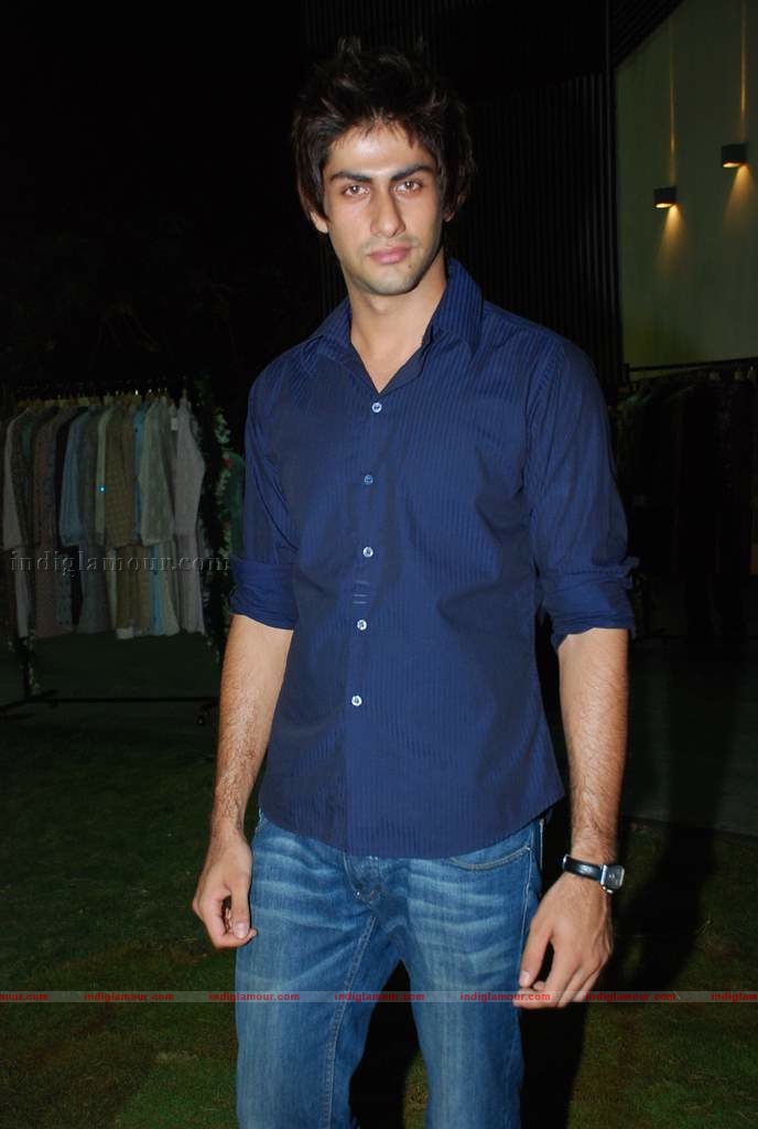 Barkha Aand Sonzal showcase their men's wear Event hd photo