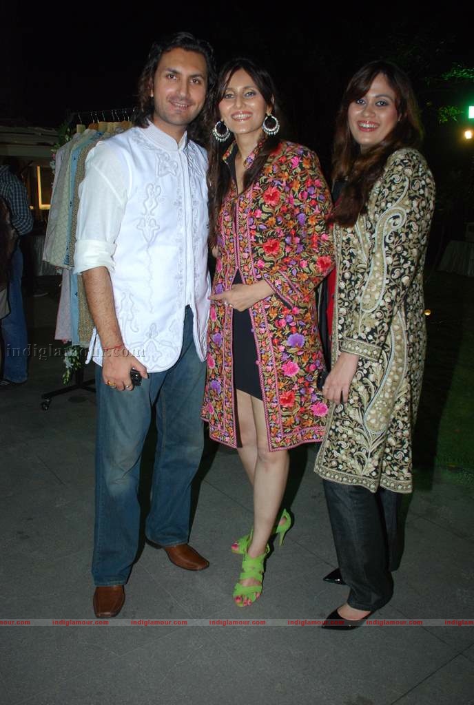 Barkha Aand Sonzal showcase their men's wear Event hd photo