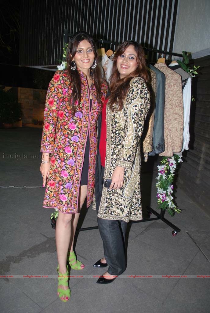 Barkha Aand Sonzal showcase their men's wear Event hd photo