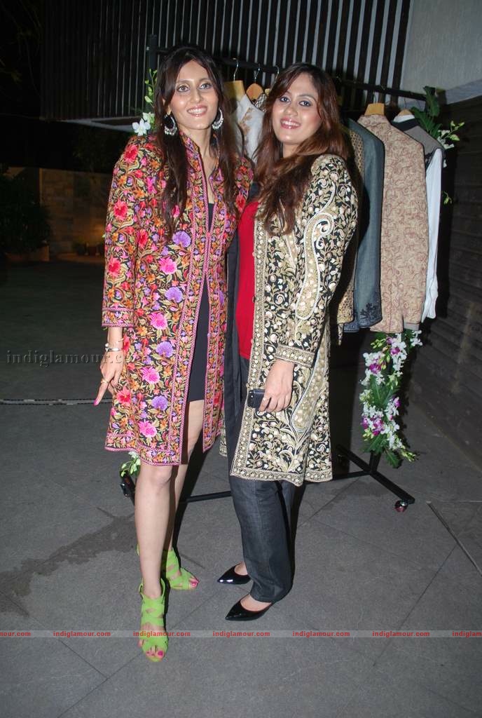 Barkha Aand Sonzal showcase their men's wear Event hd photo