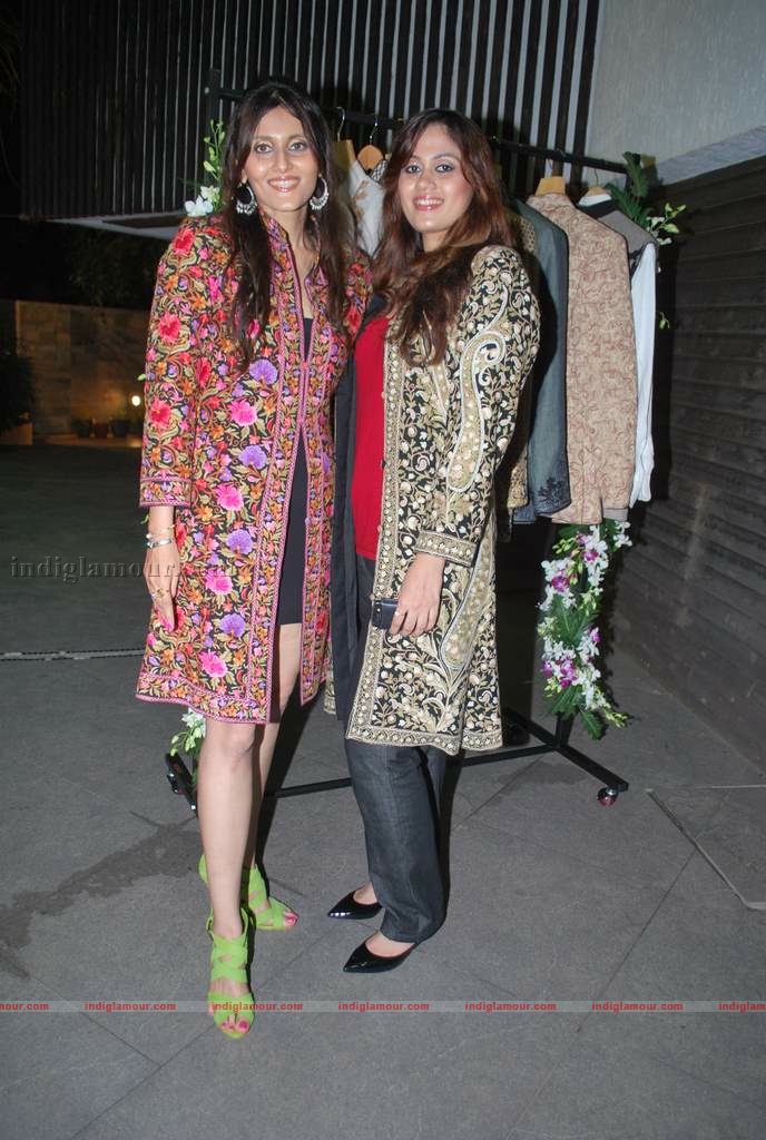 Barkha Aand Sonzal showcase their men's wear Event hd photo