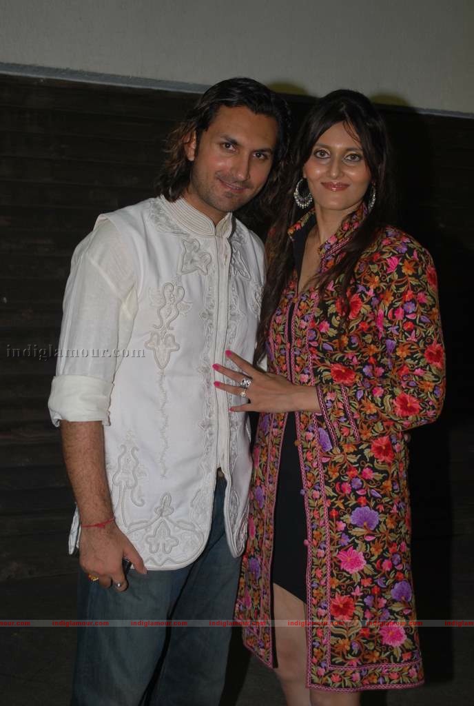 Barkha Aand Sonzal showcase their men's wear Event hd photo