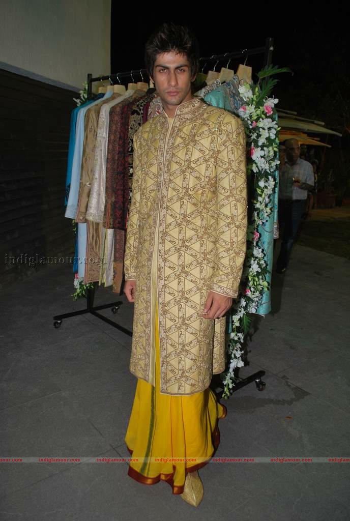 Barkha Aand Sonzal showcase their men's wear Event hd photo