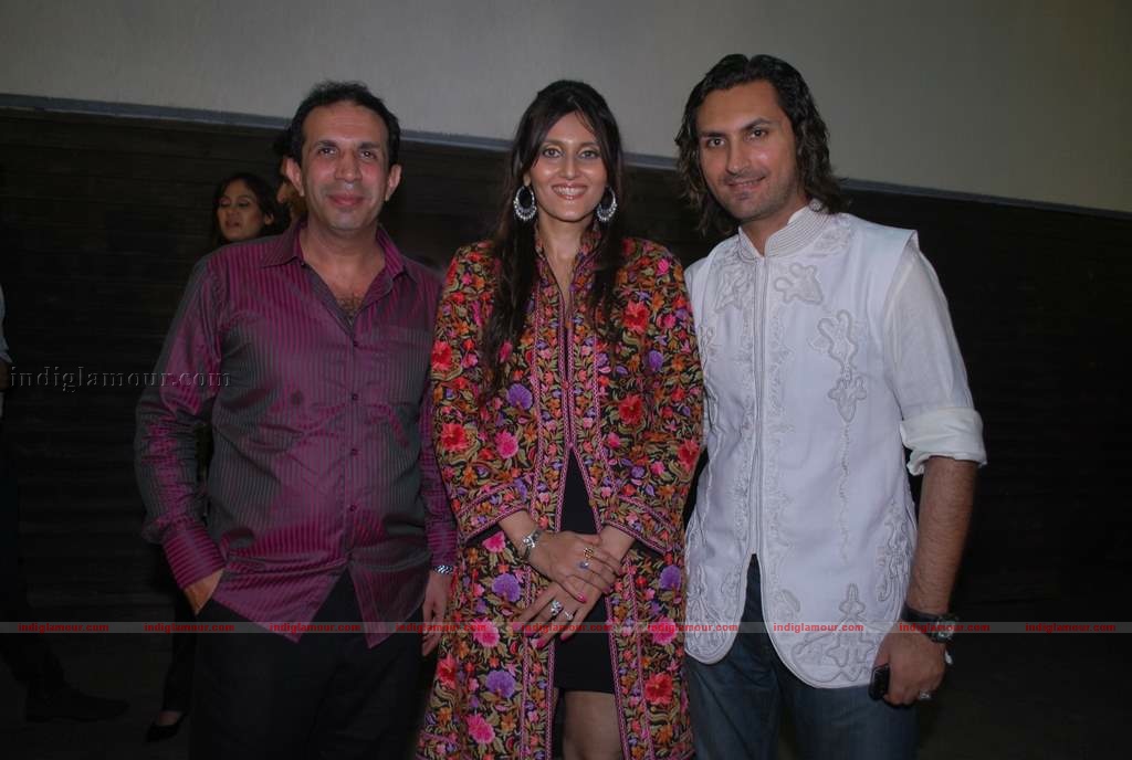 Barkha Aand Sonzal showcase their men's wear Event hd photo