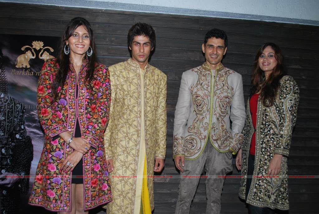 Barkha Aand Sonzal showcase their men's wear Event hd photo