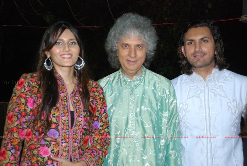 Barkha Aand Sonzal showcase their men's wear Event hd photo