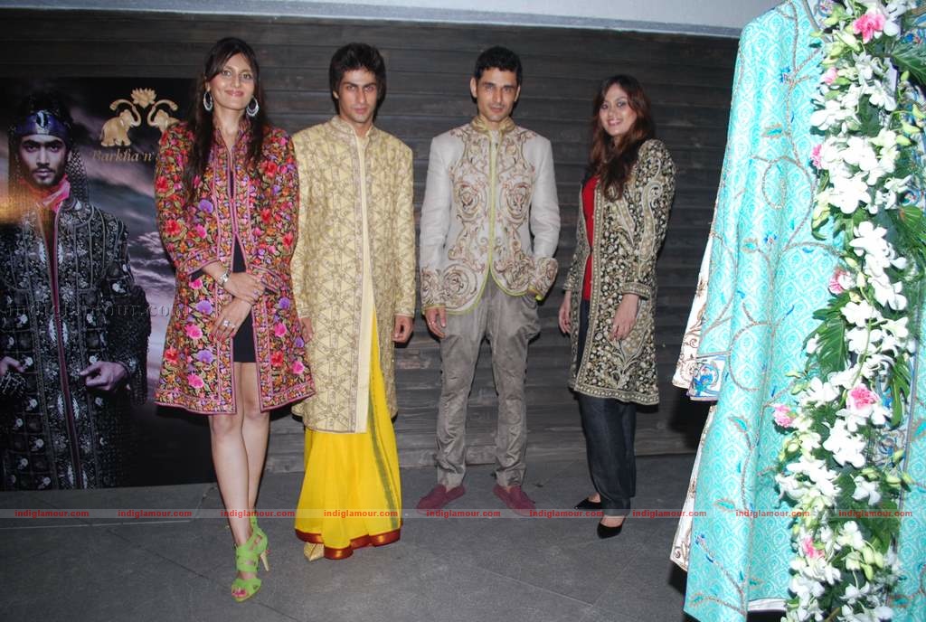 Barkha Aand Sonzal showcase their men's wear Event hd photo