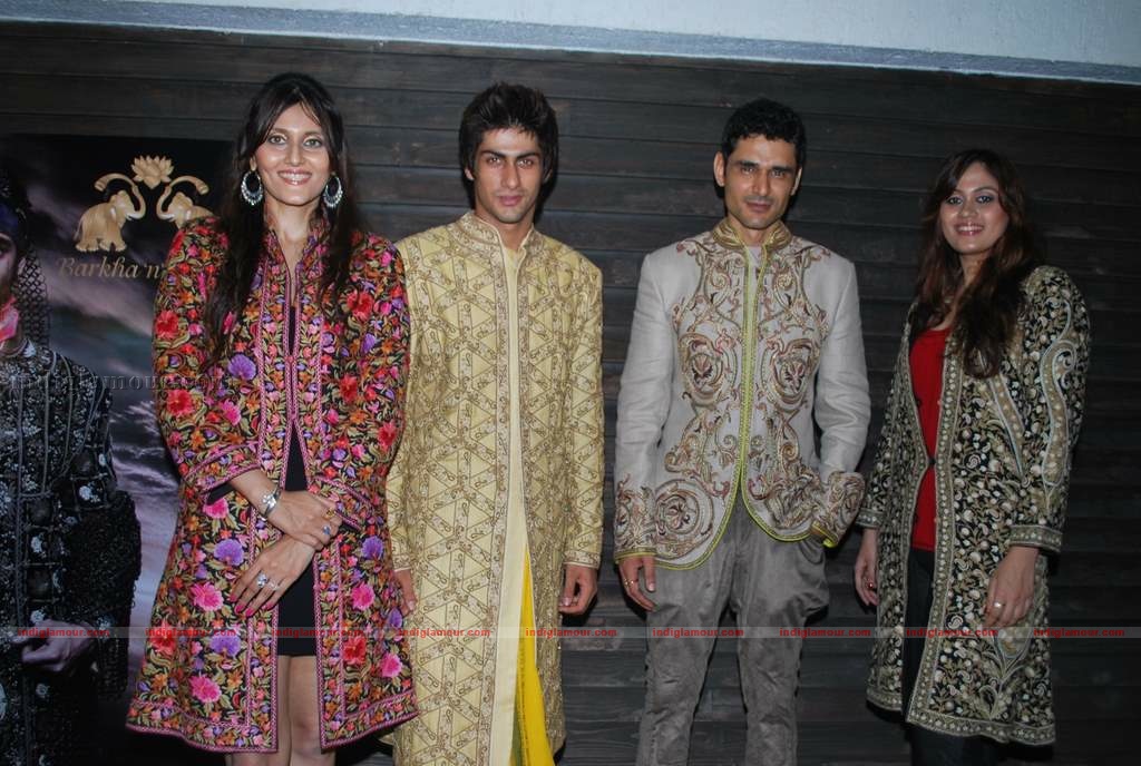 Barkha Aand Sonzal showcase their men's wear Event hd photo