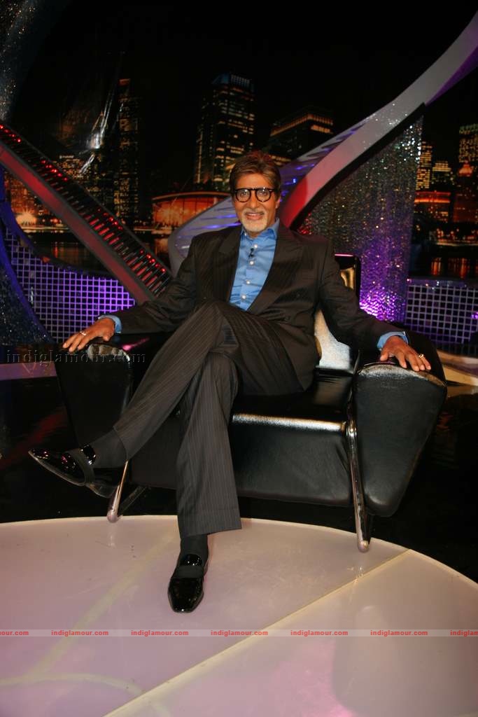 Big B with Shamita and Tanazz on the sets of Big Boss Event hd photo