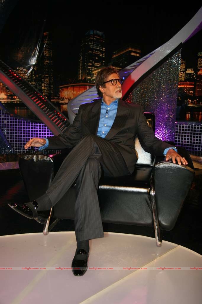 Big B with Shamita and Tanazz on the sets of Big Boss Event hd photo