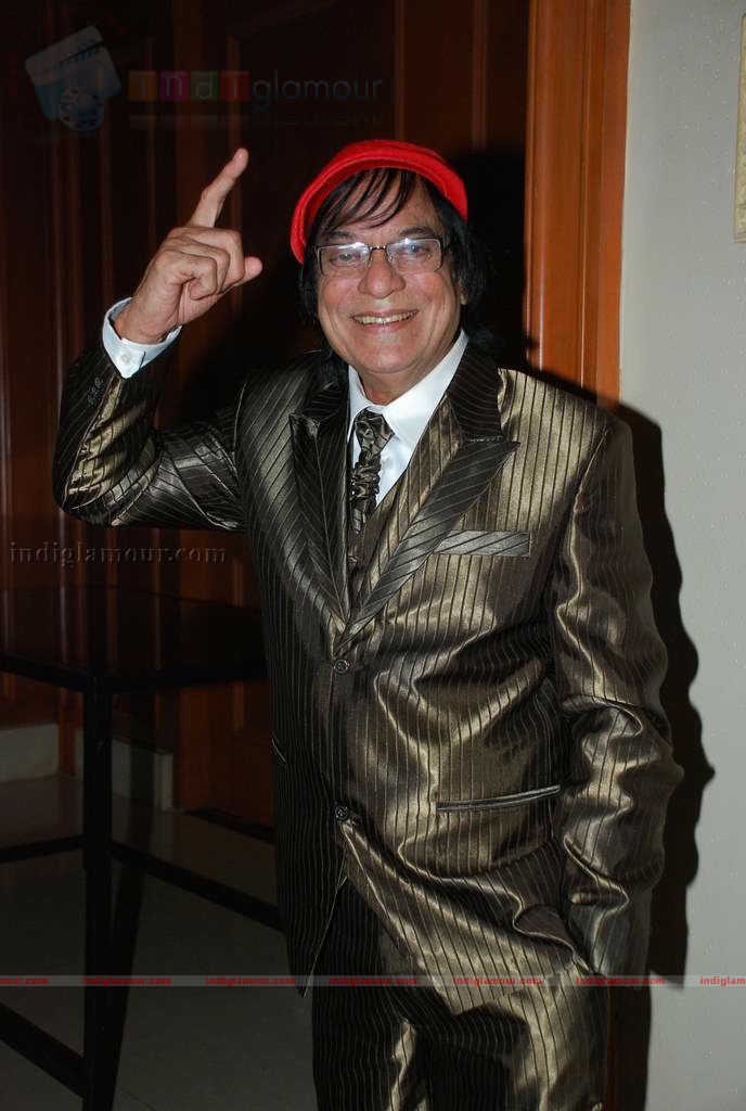 Dev Anand at Entertainment Society of Goa's launch of T20 of Indian Cinema Event hd photo