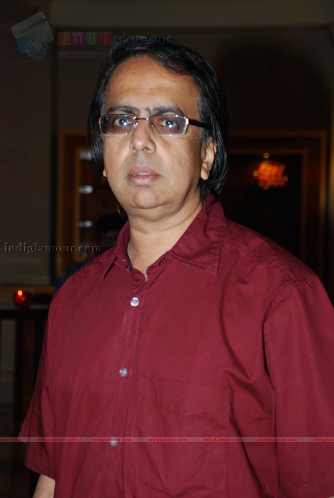 Dev Anand at Entertainment Society of Goa's launch of T20 of Indian Cinema Event hd photo
