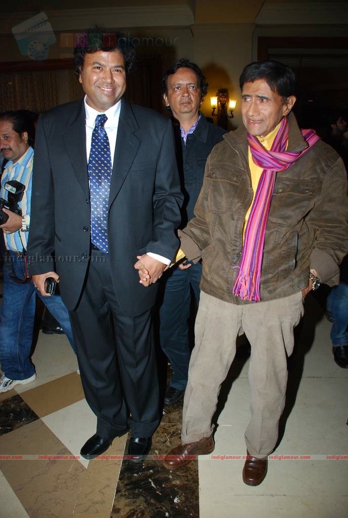 Dev Anand at Entertainment Society of Goa's launch of T20 of Indian Cinema Event hd photo