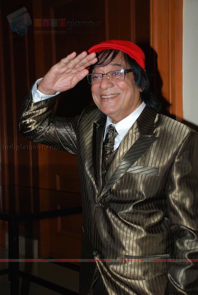 Dev Anand at Entertainment Society of Goa's launch of T20 of Indian Cinema Event hd photo
