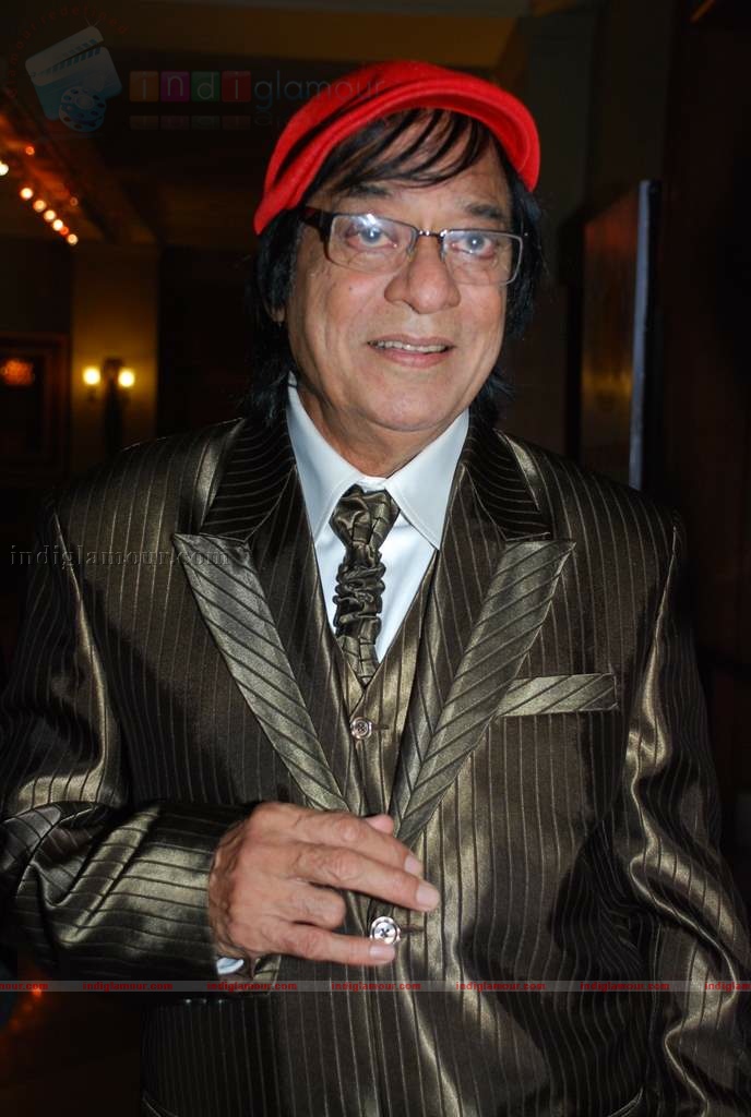 Dev Anand at Entertainment Society of Goa's launch of T20 of Indian Cinema Event hd photo
