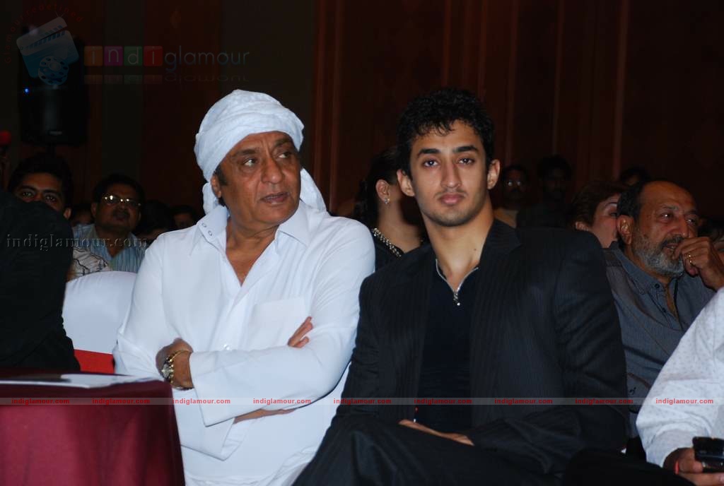 Dev Anand at Entertainment Society of Goa's launch of T20 of Indian Cinema Event hd photo