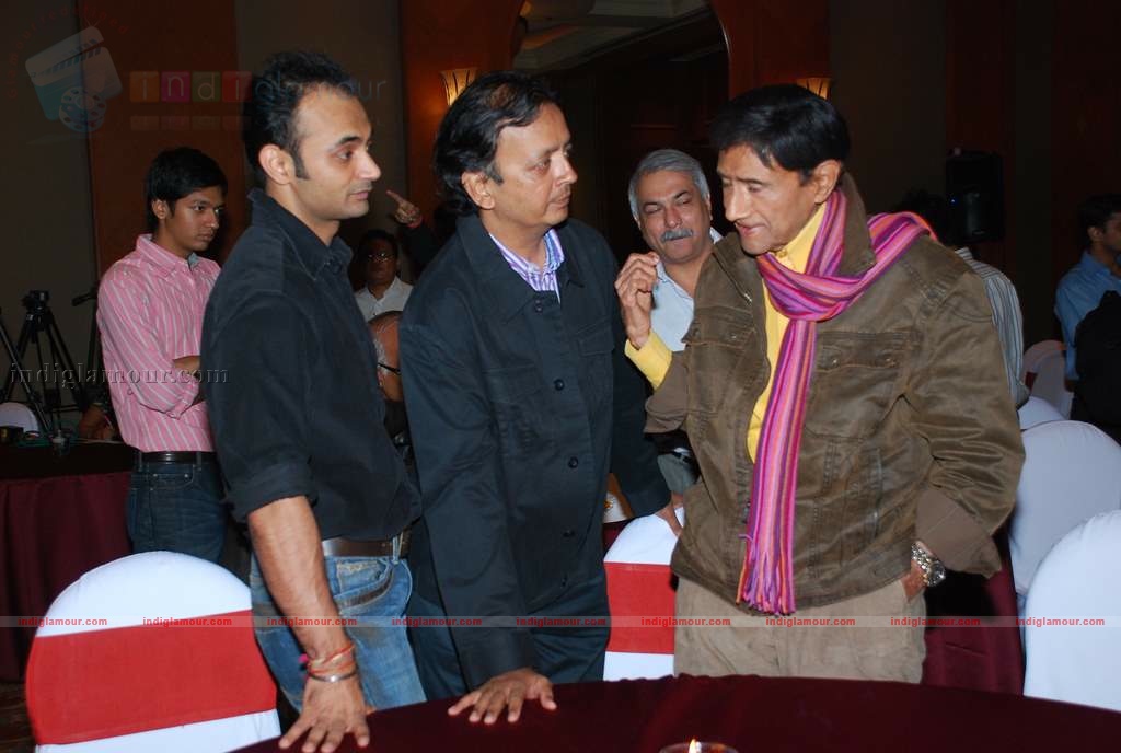 Dev Anand at Entertainment Society of Goa's launch of T20 of Indian Cinema Event hd photo