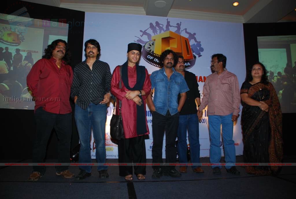 Dev Anand at Entertainment Society of Goa's launch of T20 of Indian Cinema Event hd photo