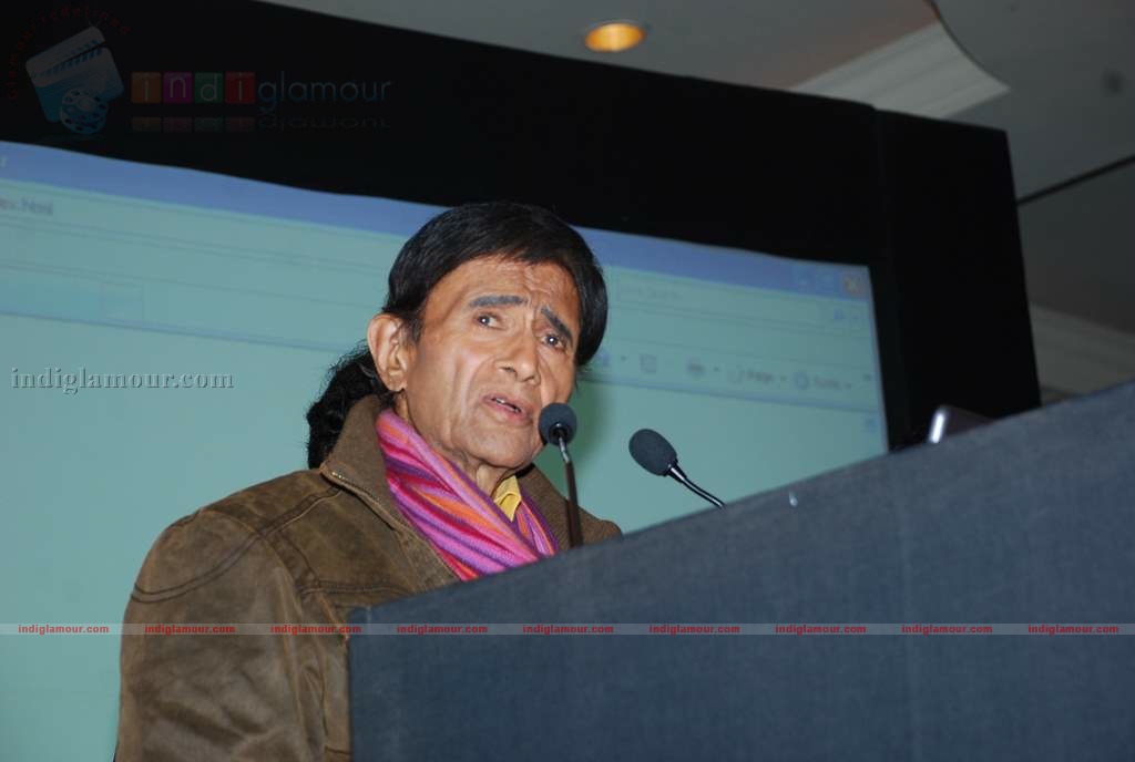 Dev Anand at Entertainment Society of Goa's launch of T20 of Indian Cinema Event hd photo