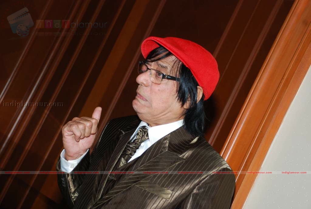 Dev Anand at Entertainment Society of Goa's launch of T20 of Indian Cinema Event hd photo