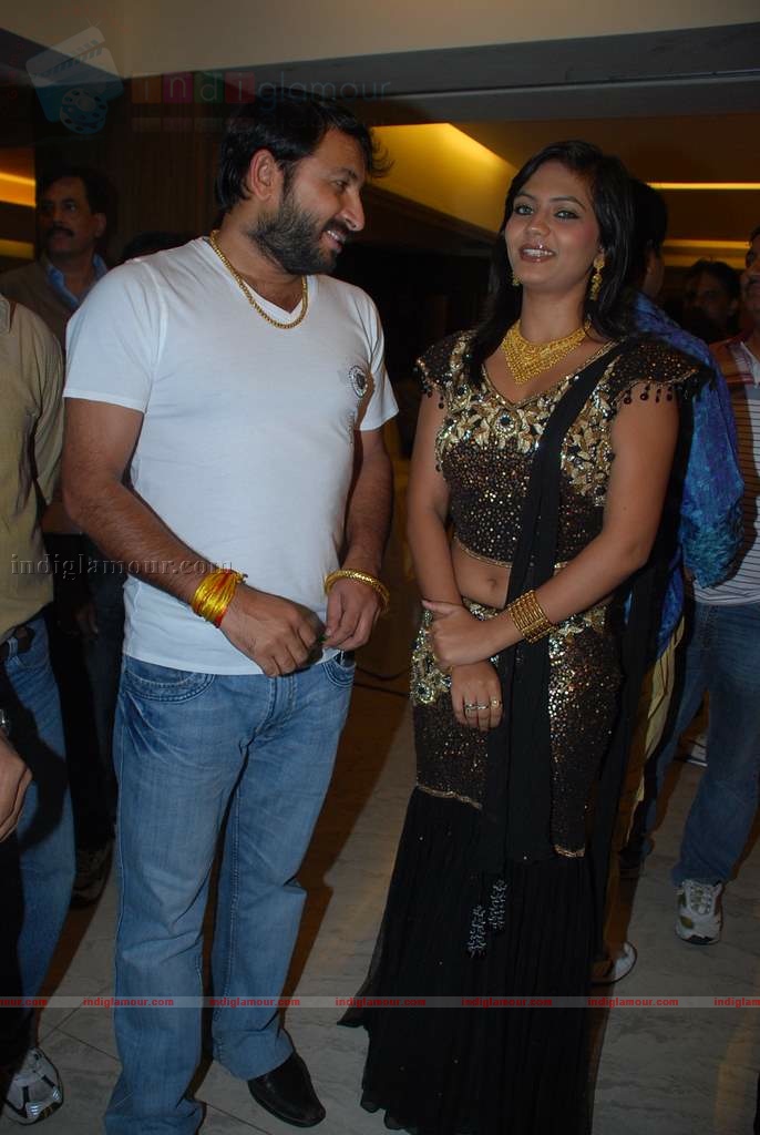 Manoj Tiwari's Elan film mahurat Event hd photo