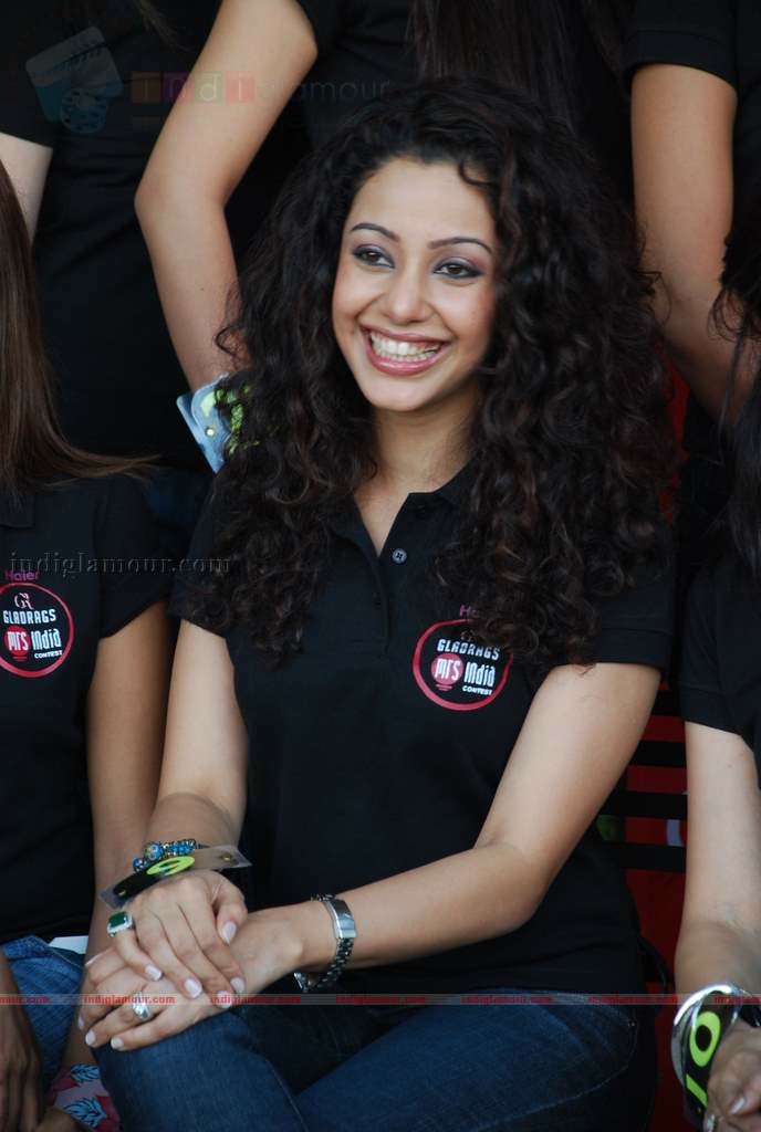 Haier Gladrags Mrs. India 2010 continues to celebrate the  Indian Women for the 10th  consecutive year Event hd photo