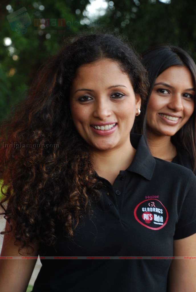 Haier Gladrags Mrs. India 2010 continues to celebrate the  Indian Women for the 10th  consecutive year Event hd photo
