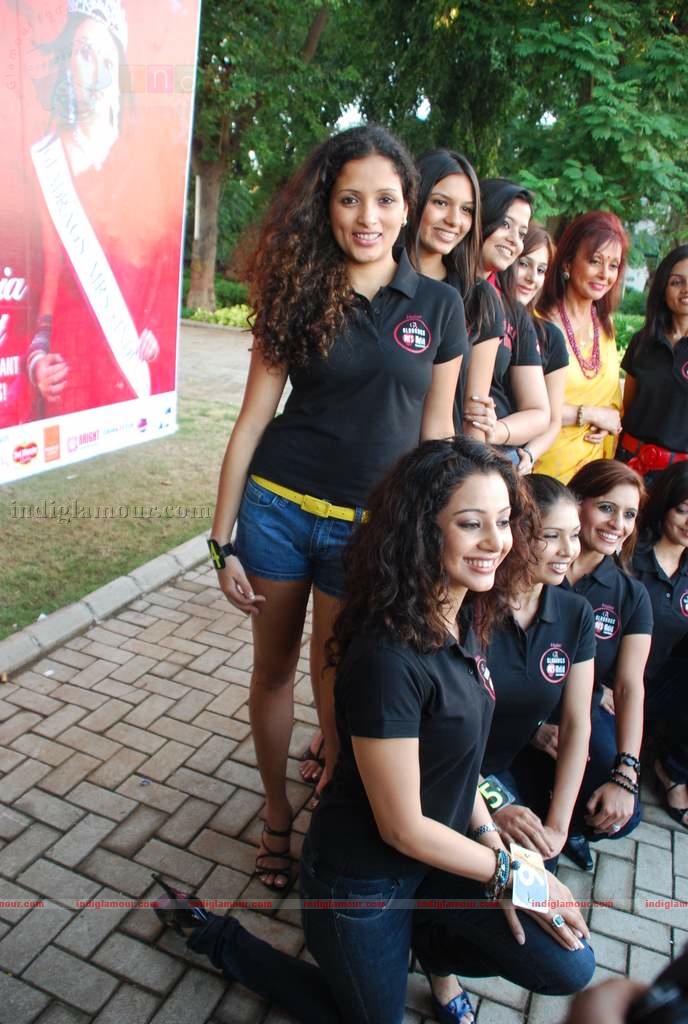 Haier Gladrags Mrs. India 2010 continues to celebrate the  Indian Women for the 10th  consecutive year Event hd photo