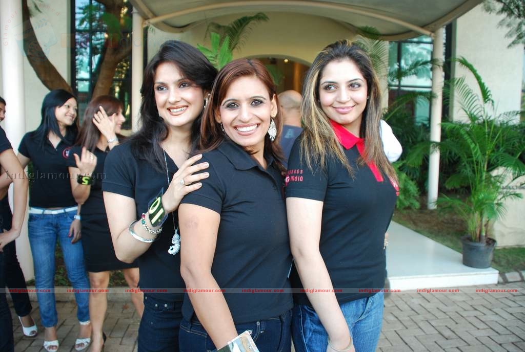 Haier Gladrags Mrs. India 2010 continues to celebrate the  Indian Women for the 10th  consecutive year Event hd photo