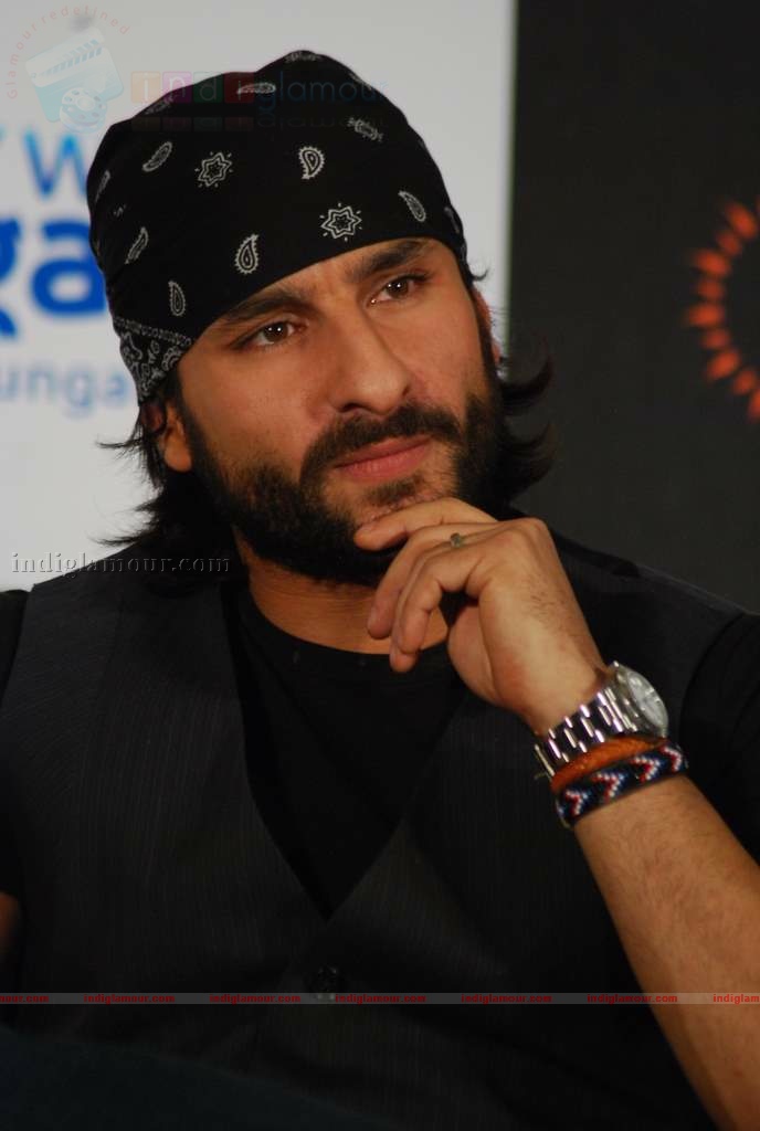 Kurbaan press meet Event hd photo