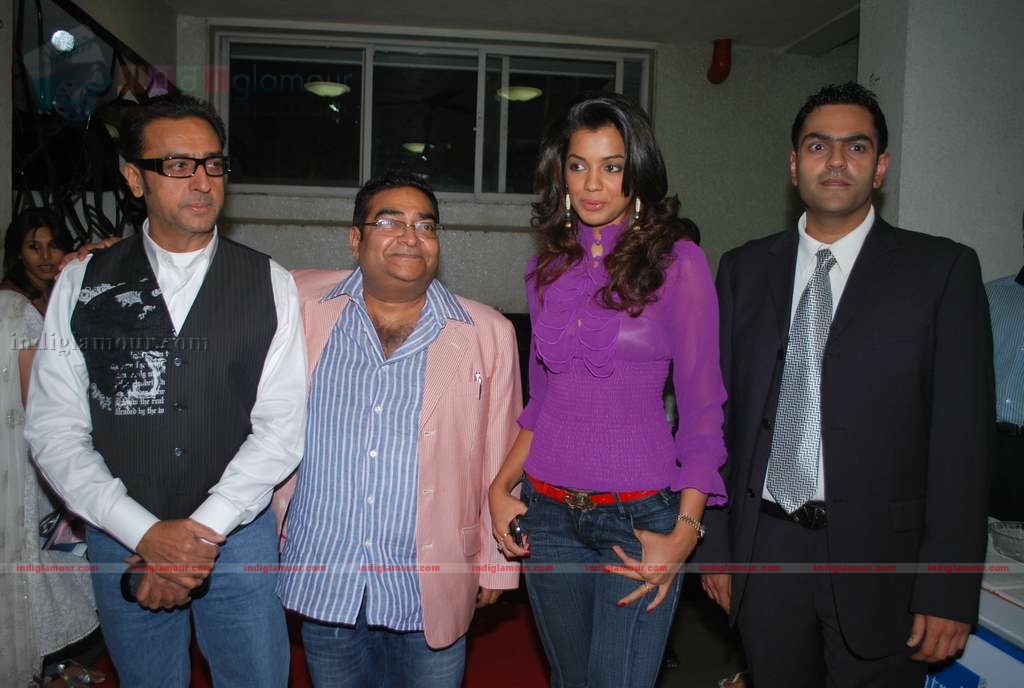 Mugdha Godse At The Dr Batra's  Health Awards Event hd photo